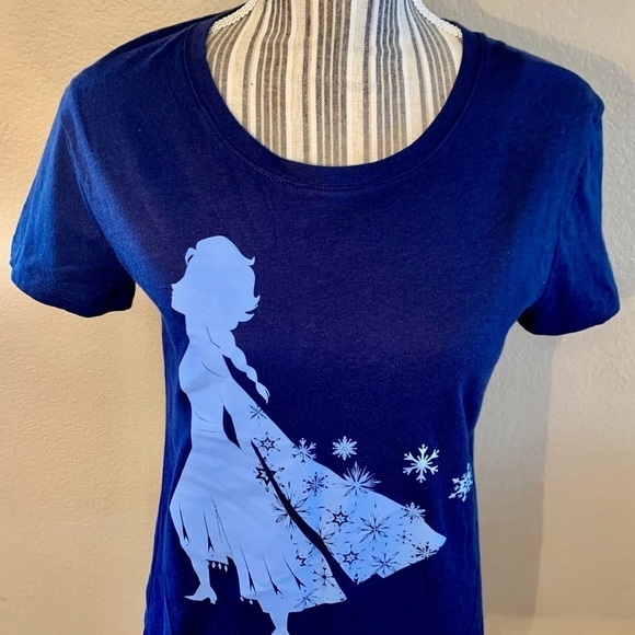 NWT Frozen II Tee Small Dark Blue Light Blue Shadow Image Disney Cotton - Picture 2 of 13
